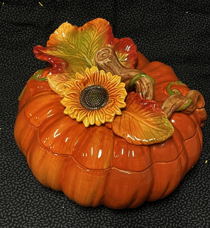 Sunflower Pumpkin soup tureen      